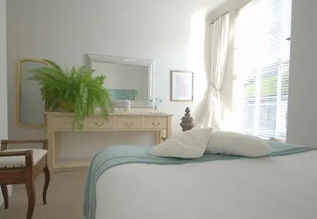 The Summer House 5*